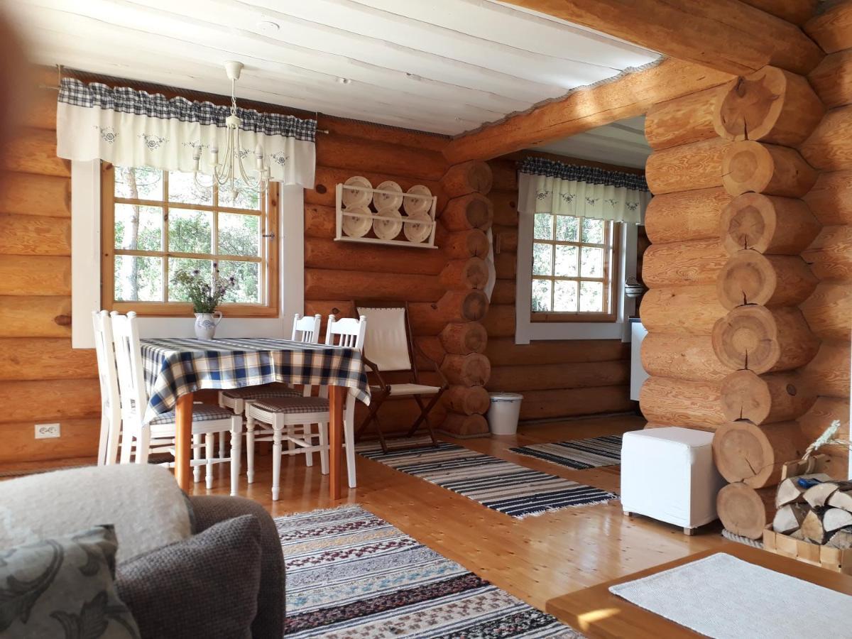 Paehkli Seaside Cottage With Cozy Outdoor Patio Koiguste Bagian luar foto